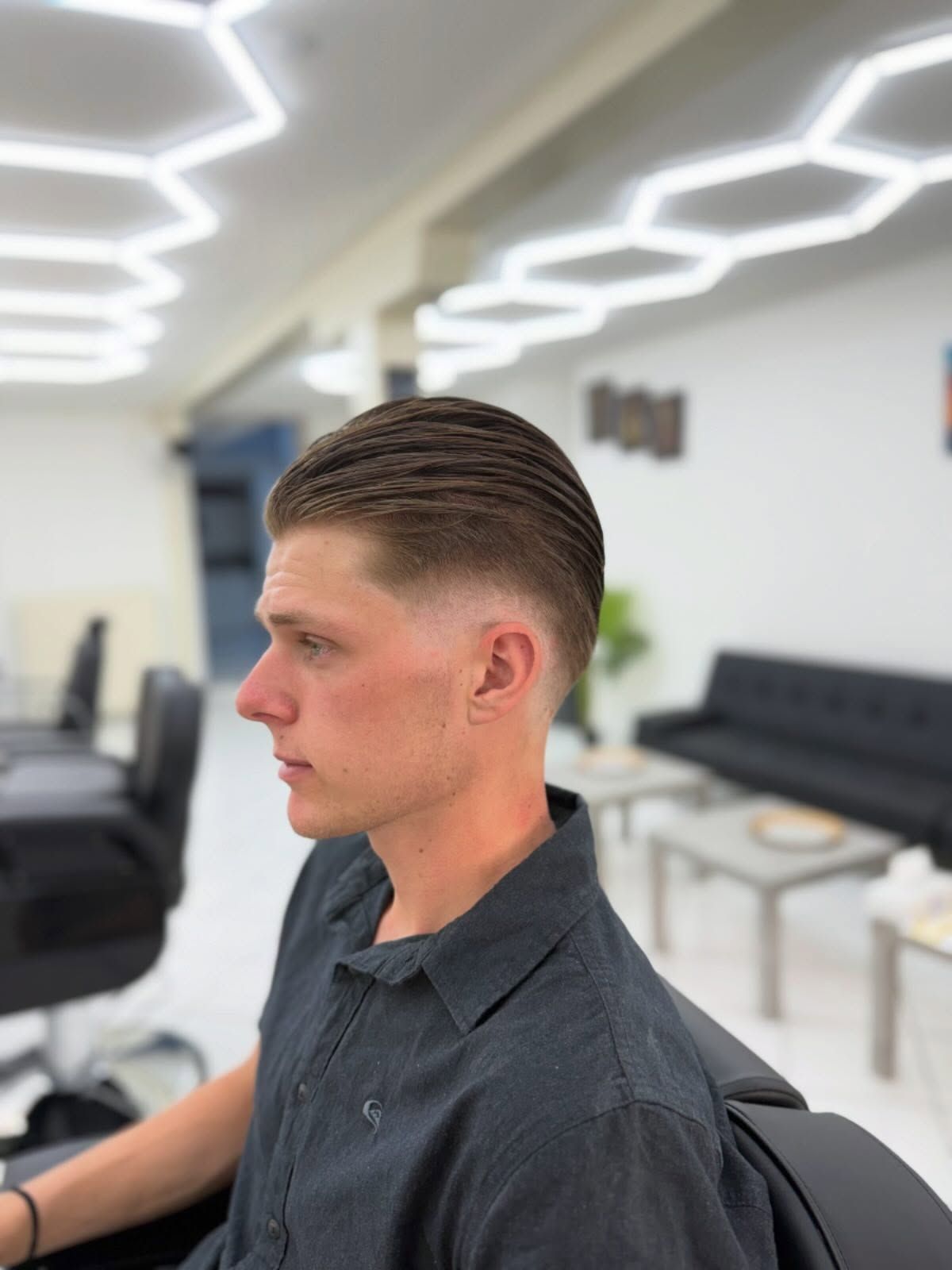 Taper White Coiffeur
